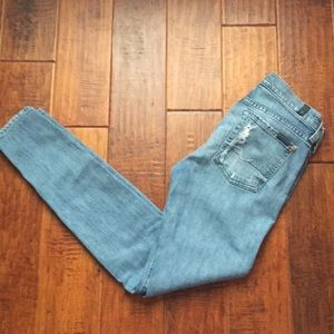 7 for All Mankind distressed Jeans sz 27